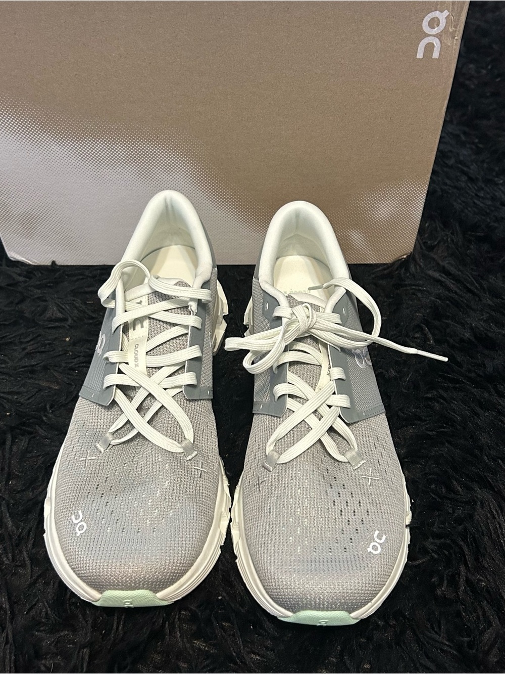 ON CLOUD X 4 tin iceberg athletic training running lace up shoes sz 9 new - Picture 7 of 8